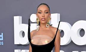Doja Cat Confirms Breast Reduction & Liposuction Surgery