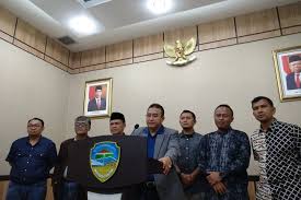 Pt gobras / pt ravishankar shukla university official website of directorate of higher education government of chhattisgarh india : Kota Tasikmalaya Dikepung Daerah Terpapar Corona Wali Kota Ingin Beli Alat Tes Sendiri