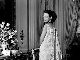 The new york city home where gloria vanderbilt spent her childhood has been listed for $50 million, per house beautiful. Inside The Life And Homes Of Gloria Vanderbilt Photos Vogue