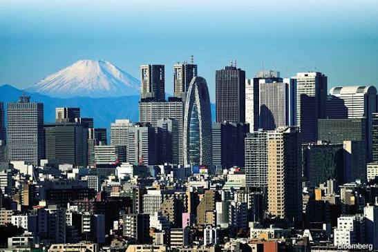 The State of the Nation: 'Cheap' yen has greater impact on travellers than on trade