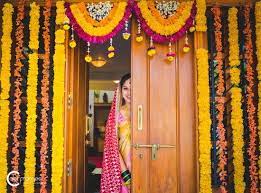 India S Best Wedding Planning Site Online Wedding Planner Romantic Wedding Ceremony Desi Wedding Decor Wedding Ceremony Backdrop Indoor