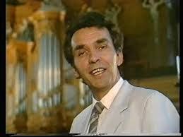 Vito Bertucci's Instagram, Twitter & Facebook