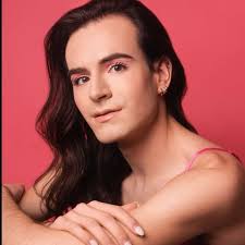 Damn I really went from Baby Luigi to young Anne Hathaway