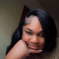 Natasha Meredith's Instagram, Twitter & Facebook