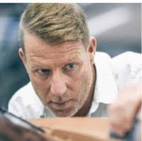 90+ "Paul Llewellyn" profiles