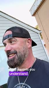 Laura Mcclendon's Instagram, Twitter & Facebook