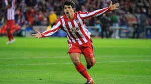 Futbol ülkesi arjantin'in takımlarından independiente'de başlayan arjantinli yıldız, avrupa'ya ilk çıkışını 2006'da yaptı. Aguero Al Barcelona Como Fue Su Paso Por La Liga Con Atletico De Madrid Tyc Sports