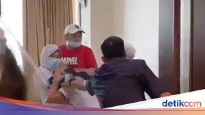 Ketua dpw ppni sumsel subhan haikal mengungkapkan, aksi solidaritas pita hitam juga berlaku secara nasional. Lakypvu0kv9bvm