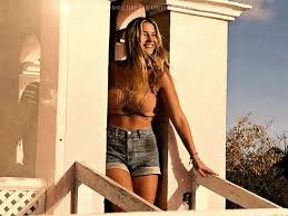 𝐕alen ( 𝐏ogue 𝐋ife ) (@valen.obx)