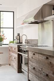 popular again: wood kitchen cabinets
