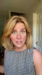 Oh, Here She Comes, Mrs Shittypants: A Unique Poem