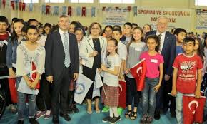 .bakanı mehmet muharrem kasapoğlu, şahinbey belediyesi'nin 10 bin bisiklet dağıtım törenine katıldı. Sahinbey Belediyesi Nden 534 Ogrenciye Bisiklet Telgraf Gazetesi