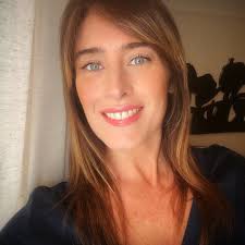 La imagen original registra el momento en que la funcionaria asume. Maria Elena Boschi Biografia Chi E Eta Altezza Peso Figli Marito Instagram E Vita Privata Spettegolando