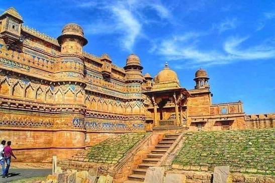 Samudra Mahal at worli mumbai. A lost palace by the sea of scindias of gwalior. #gwalior #scindia #samudra #mahal #worli #mumbai https://gwaliorplus.com/samudra-mahal-at-worli-mumbai-a-lost-palace -of-gwalior-by-the-sea/