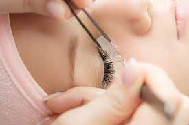 It's tough to start a business and a lash business is no different. 6 Essential Tips For Starting An Eyelash Extension Business