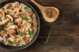 Tumis hingga layu lalu masukan daun salam, lengkuas, lalu potongan daging tetelan. 4 Masakan Daging Untuk Penganut Diet Keto Masak Apa Hari Ini