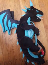 Dragon Backpack That Sit On Your Shoulder Has A Little Wear For Usage But Nothing Bad Dragon Backpack Dragon Crafts Geek Diy