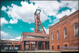 Essen Aug 2018 Zollverein Essen Wahrzeichen Und Weltkulturerbe Zollverein Essencity Nrw Nordrheinwestfalen Deuts Instagram Posts Instagram Mansions