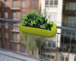 Videlly 4 pieces plastic hanging flower plant pots chain basket planter holder round hanging fence railing wall planter plant container for outdoor indoor plants home garden balcony decoration,2 color: Balconismo Railing Planter Box Fuses Vibrancy With Functionality Homecrux