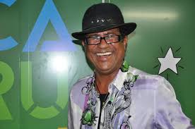 Maciel Melo faz show no Manhattan Café Theatro