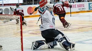 | ukázat novinky ve fanshopu. Liberec Feels Wrong It Was Not Fair The Whimpered Oppressed Younger Brother Of Kvac Hokej Cz Newsy Today