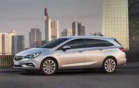 Da sie auf ein kleineres umgestiegen ist , will sie diesen. Opel Startet Produktion Von Astra Sports Tourer