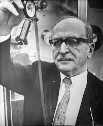 science #quantummechanics #heisenberg #art #newbuilding