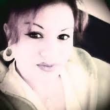 Sharron Holmes's Instagram, Twitter & Facebook