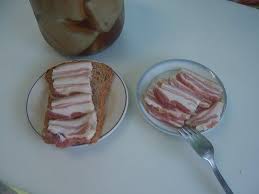 как засолить сало в рассоле в домашних условиях вкусно Salo V Rassole Youtube Idei Dlya Blyud Eda Kulinariya