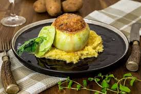 Das Rezept Fur Den Gefullten Kohlrabi Ist Perfekt Wenn Es Einmal Schnell Gehen Muss Mit Wenigen Zutaten Zauberst Du Gefullte Kohlrabi Rezepte Gunstig Kochen