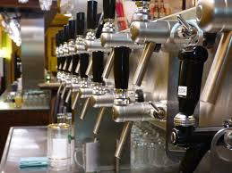 It could be an election year and the bierwirt is starting to set the curve. Zapfanlage Fur Bis Zu 17 Biersorten Bierwirt Am Naschmarkt Wien Restauranttester At