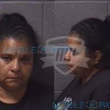 Aida Miranda's Instagram, Twitter & Facebook