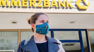 Lyrics for banküberfall 2 by execute. Der Neue Bankkunde Masken Hoch Das Ist K Ein Uberfall
