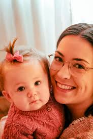 Hicks cozy family session, message to book