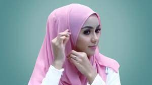 Cara cantik memakai jilbab, cara memakai hijab dan gambarnya, cara memakai jilbab modern segi baru cara pakai tudung bawal ala rozita che wan 2014 baru cara pakai tudung. 12 Tutorial Cara Pakai Tudung Pashmina Shawl Simple Kemas Cantik Youtube