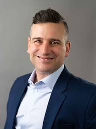 The Dr. Knoll and Associates Team