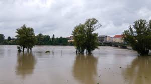 Das hochwasser macht auch den städten und gemeinden an der mosel weiterhin sorgen. Hochwasser Im Innviertel Pegelstande An Inn Und Salzach Sinken Wieder Braunau