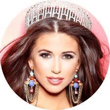 Danielle Soulier's Instagram, Twitter & Facebook