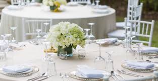 Décoratifs et festifs, ils s'accorderont à merveille avec votre thème de mariage pour habiller une salle ou un jardin, pour. Les Regles A Suivre Pour Une Decoration De Salle De Mariage Qui Vous Ressemble M6 Deco Fr