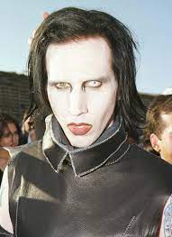 General commentthis shows how marilyn manson is sick and tired of the world, a sadness which is mixed with anger. Marilyn Manson 1996 Men In Lipstick 15 Guys Who Ve Gone Glossy Popsugar Beauty Photo 8