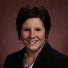 Kim Lochner's Instagram, Twitter & Facebook