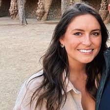 Kaitlyn Bartlett's Instagram, Twitter & Facebook