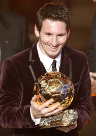 Lionel messi regained the ballon d'or crown in paris last night, moving ahead of great rival cristiano ronaldo to take a record sixth award. Ballon D Or Messi S Worst Award Show Outfits Lionel Messi Messi Ballon D Or