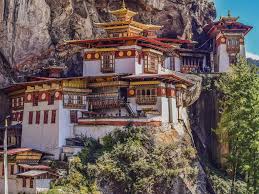 Individueller urlaub mit dem bhutan spezialist. Raiffeisen Reisen Bhutan Rundreise Land Der Kloster Konige Zum Wunschtermin