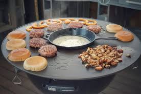 Der boden ist dünn und kross, so sieht für uns die. Gewinne Eine Moesta Bbq Disk Moesta Bbq Disk Gusseiserne Feuerplatte Kugelgrill 09 Gewinne Eine Moesta Bbq Dis Feuerplatte Feuerstelle Kochen Feuerstelle Essen
