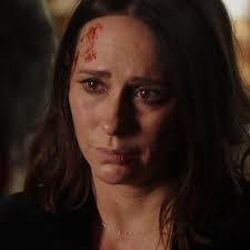 Maddie Did What She Had To Do To Protect Herself Stream The Latest 911onfox On Hulu Or With The Link In Ou Fox Tv Shows Jennifer Love Hewitt Celebrities Male