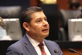 Armenta a favor del acceso educativo para la población vulnerable