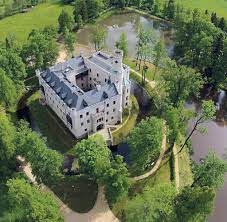 Maria was born circa 1812, in diersburg. Hotels In Polen Stilvoll Schlafen Im Tal Der Schlosser Welt