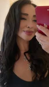 Jackie Curran's Instagram, Twitter & Facebook