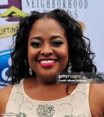 Sherri Higgins's Instagram, Twitter & Facebook